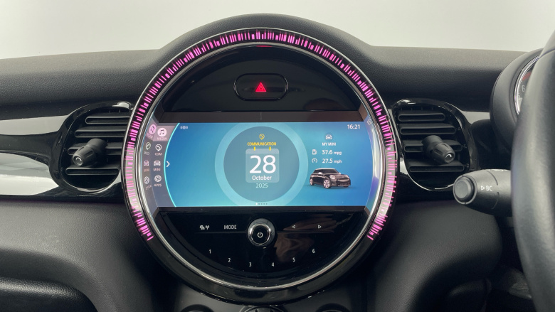 MINI Hatchback 1.5 Cooper Classic 5dr Petrol Hatchback